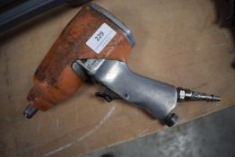 *Pneumatic ½” Impact Gun