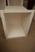 *Locker Box 66x51x46cm
