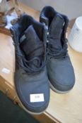 *Khombu Walking Boots (pre worn) Size: 11
