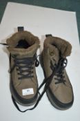 *Weatherproof Fur Lined Boots Size: 7