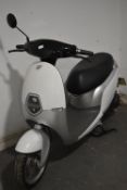 Ecooter Electric Scooter in White & Silver