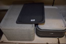 Quantity of Serving Trays