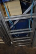 *Mac Allister 22 Tread Extending Ladder