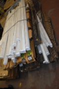 *Pallet of Assorted LED Batten Lights (salvage)