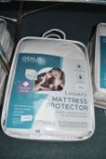Osalis Double Luxury Mattress Protector