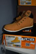 JCB Work Boots in Honey Cow Nubuck Size: 6