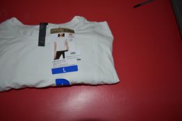 *Two Mondetta Women’s White Short Sleeve Active T-Shirts Size: L
