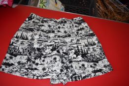 *Hilary Radley Women’s Shorts Size: L