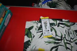 *Hilary Radley Women’s White & Green Trousers Size: S