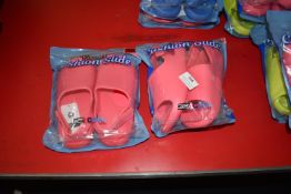 Two Pairs of 32 Degrees Youth Pink Cushion Slides Size: M