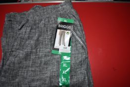 *Women’s Grey Linen Trousers Size: XL