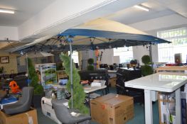 *Core Equipment Centre Push Pop-Up Gazebo 3.9x 3.9m x up to 2.9m high