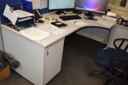 *Light Grey Desk with Righthand Return 200x120cm, Standalone Three Drawer Pedestal, and Gas-Lift