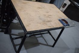 *Armour Guard Black Tubular Framed Folding Worktable with Multi Access Pipe & Engineers Vice