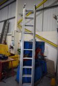 *Triple Extending 30 Rung Aluminium Ladder