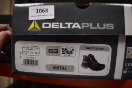 *Delta SAULT2 Safety Boots Size: 7