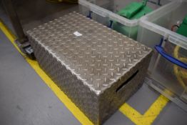 *Stainless Steel Checker Plate Step