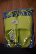 32 Degrees Cool Youth’s Yellow Cushion Sliders Size: XL 3-4
