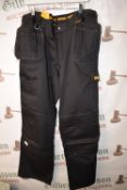 *Dewalt Holster Pocket Work Trousers Size: 40x32