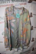 *Glossy Patterned Blouse (one size)