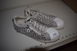 *Faux Fur Pumps Size: 38