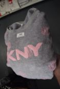 *DKNY Women’s 2pc Grey & Pink Loungewear Set Size: XL