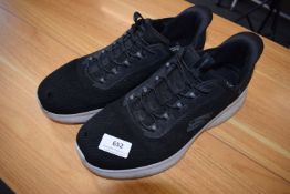 *Skechers Swift Fit Memory Foam Trainers Size: 10 (preworn)