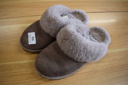 *Tan Shearling Slippers Size: 5