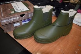*Waterproof Olive Green Memory Foam Ankle Boots Size: 6