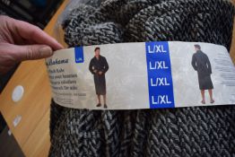 *Tommy Bahama Men’s Grey Herringbone Pattern Plush Robe Size: L/XL