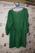 *Elle Broderie Anglaise Green Smock Top Size: L