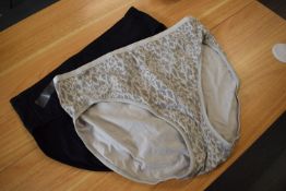 *2x Women’s Full Briefs Size: L