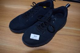 *Kirkland Comfort Walker Black Trainers Size: 8.5 (preworn)