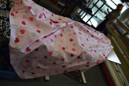 *Single Eyelet Curtain in Pink with Heart Motifs 178cm drop