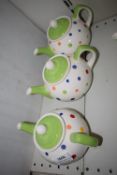*Three Green Polka Dot Teapots