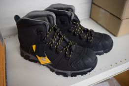 JCB X Series/B Black Leather Composite Toe Cap Work Boots Size: 11