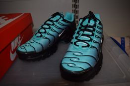 Nike Air Max Plus LT Retro Sumit White & Black Size: UK 8, Model: DM0032-401