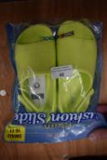 32 Degrees Cool Youth’s Green Cushion Sliders Size: XS 10-12