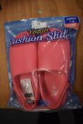 32 Degrees Cool Youth’s Pink Cushion Sliders Size: L 1-2