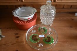 Retro Kitchenware Including Pyrex