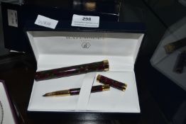 Waterman Fountain Pen Gift Set with 18ct Gold Nib