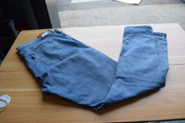 *Levi’s 311 Light Blue Denim Shaping Skinny Jeans Size: 34