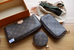 Louis Vuitton Clutch Bag, Purse, and Makeup Bag (no authentication)