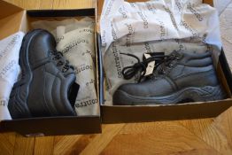2x Pair of Contractor 100 Black Safety Footwear Size: 3