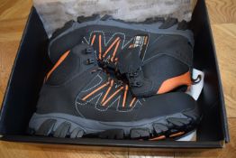 Work Tough Graft/B Black Safety Footwear Size: 12