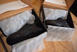 2x Pair of Contractor 72SM Black Safety Trainers Size: 9