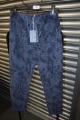 *Blue Animal Print Strech Fit Trousers Size: 10-18