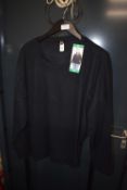 *Jezebel Women’s Black Long Sleeve Top Size: XL