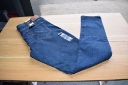 *Levi’s 311 Dark Blue Denim Shaping Skinny Jeans Size: 33x32