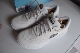 *Skechers Women’s Memory Foam Trainers Size: 5 (preworn)